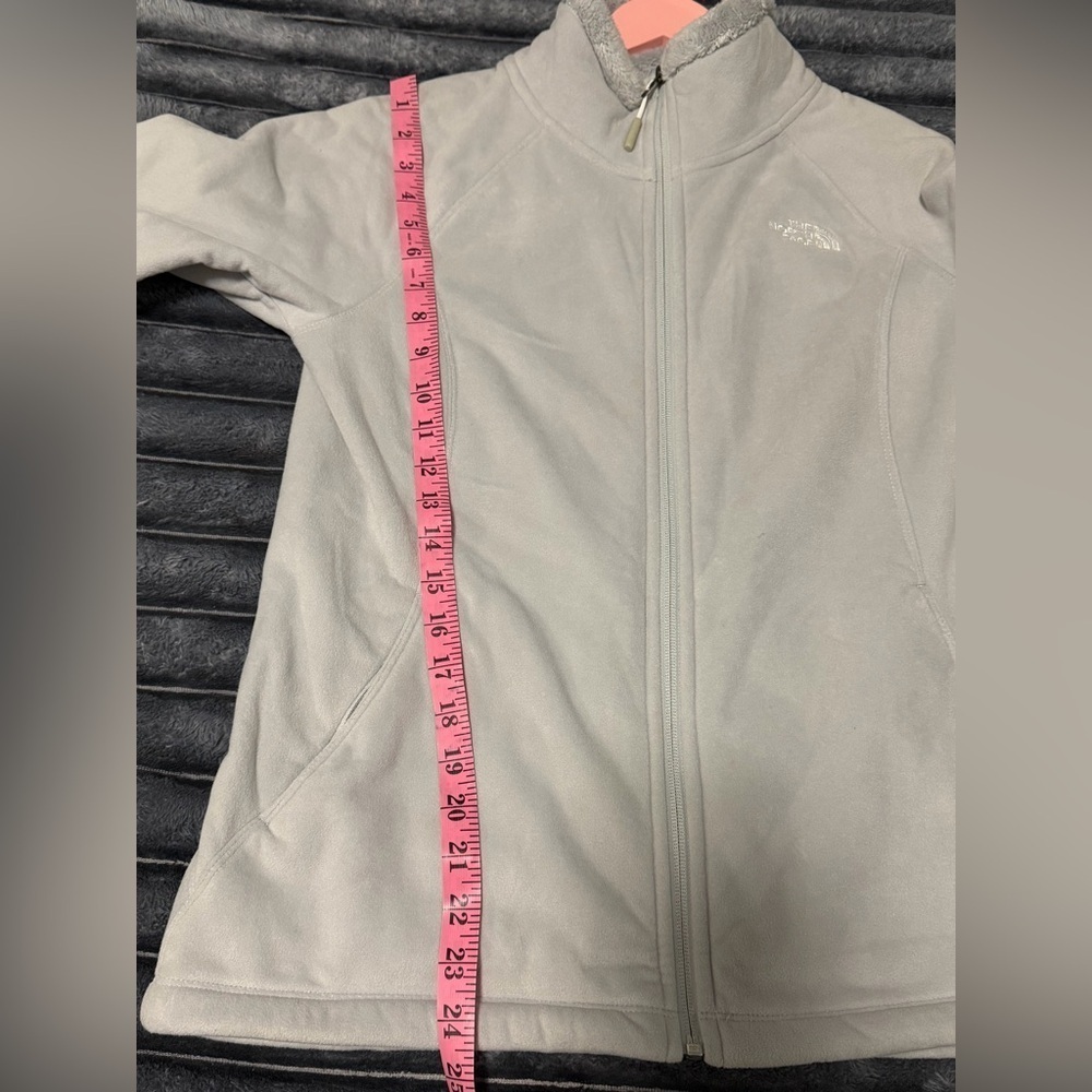 The North Face Women's Gray Ski Jacket - Picture 6 of 7